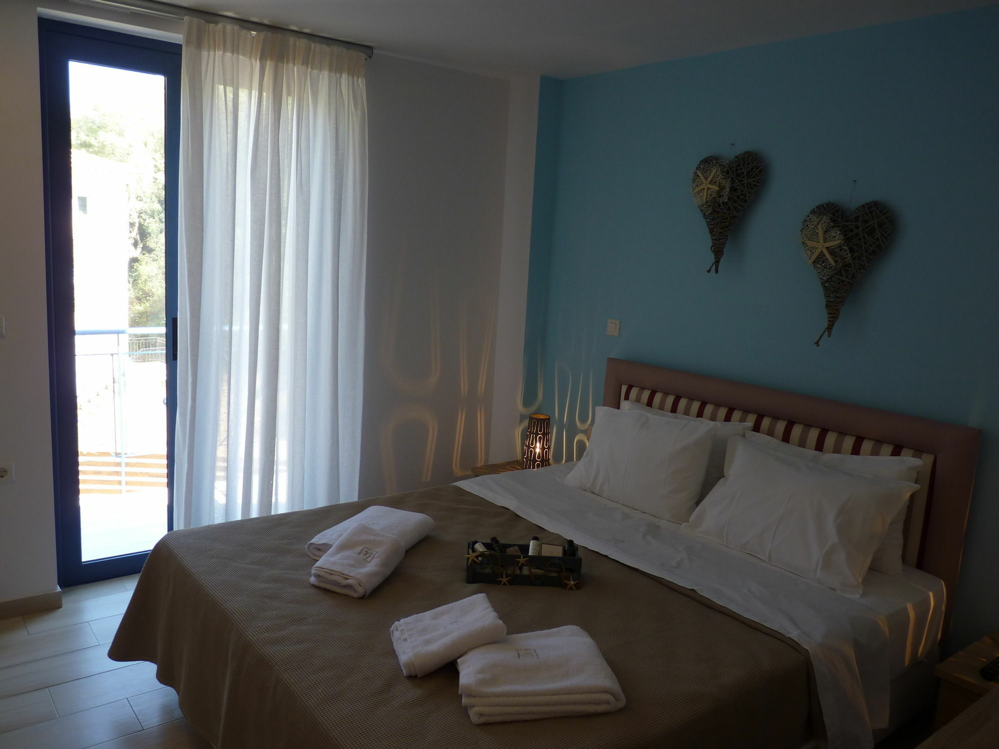 Ilianthos Apartments & Studios Mikros Gialos Zewnętrze zdjęcie